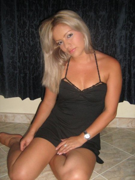 Colombiana amateur adicta al cibersexo