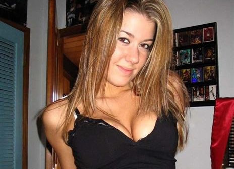 Una tetoncita muy cachonda